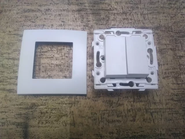 2 x ARNOULD 60102 + 60805 Double Interrupteur Va et Vient - ESPACE lumière