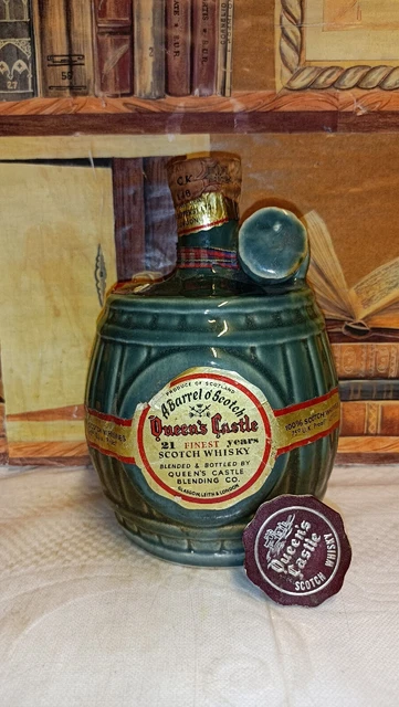 Whisky Ceramica Queen's Castle 21 years 75cl 43% 1.569Kg