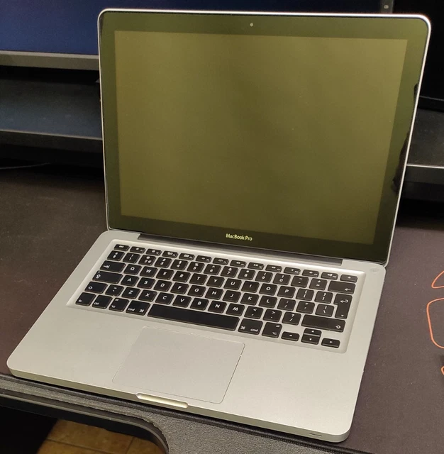 Apple MacBook Pro 13" 2011 2.3GHz Intel I5 8GB 120GB SSD