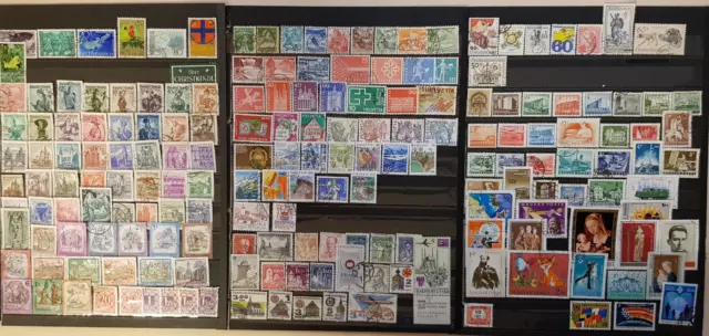 187 verschiedene gestempelte Briefmarken aus Mitteleuropa