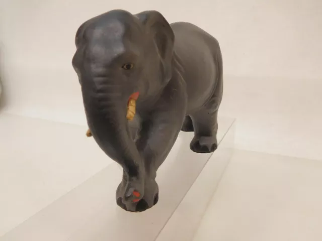 ESF-08725	Älterer Masse Elefant L:ca.15cm mit Gebrauchsspuren,kleine Farbschäden 3