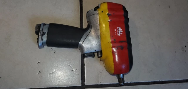 Mac Tools 3/8 Air Wrench, Model Aw375. Used, Works Great.