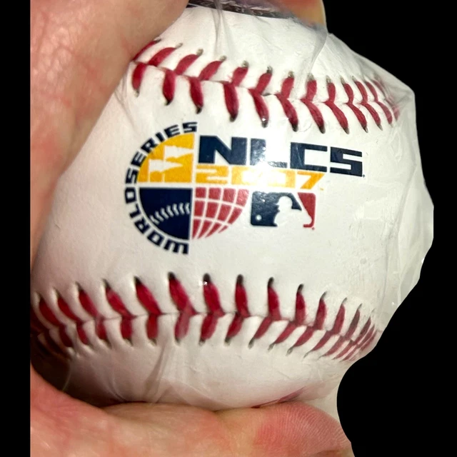 NLCS Diamondbacks World Series Commemorative baseball 2007 in Plastic