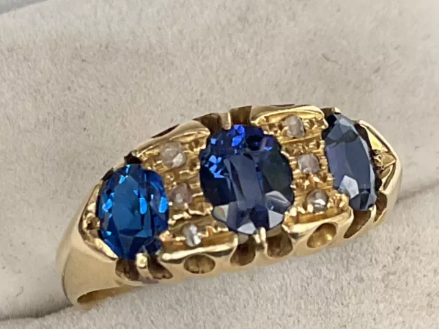 Excellent Antique 18ct Gold, Sapphire and Diamond Ring, Birmingham c.1920 Size N