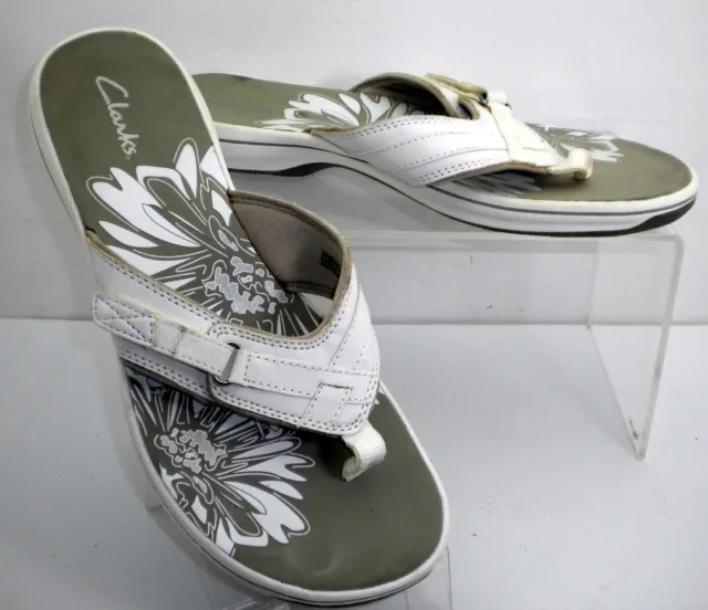 Clarks Collection Women's Thong Sandals Size 9 M Flip Flop Shoe Flats White