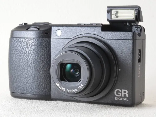 Ricoh GR DIGITAL II 2 Digital Camera set Superb