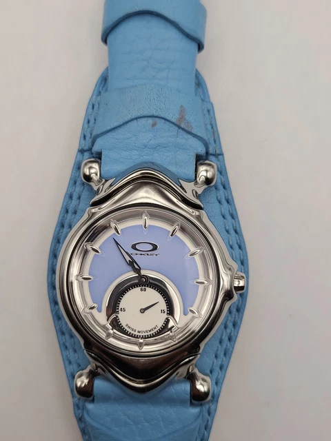 【希少】Oakley jury　ホワイトレザー OAKLEY JURY WATCH white saddle back leather silver sunburst