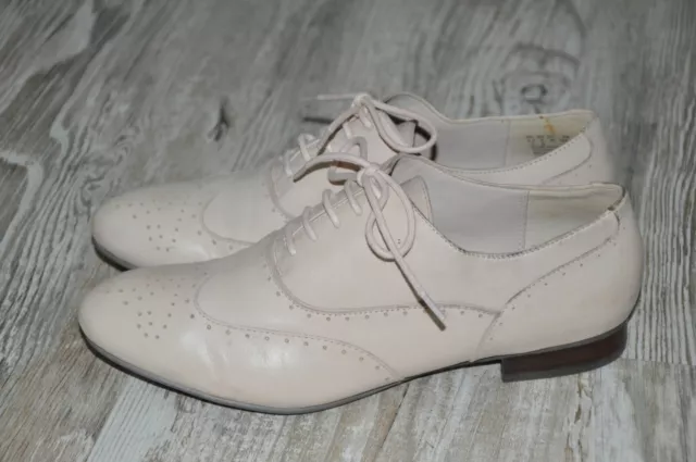Clarks store ennis willow