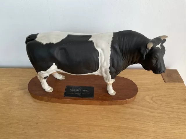 beswick connoisseur model Friesian Bull on wooden plinth 30cm wide