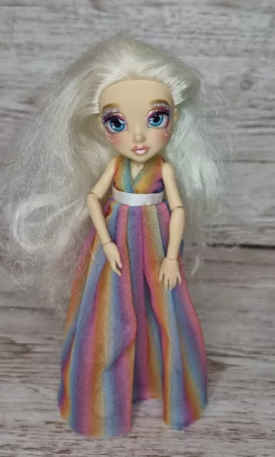 Fail Fix Make Up & Style Doll, 6" Action Figure.