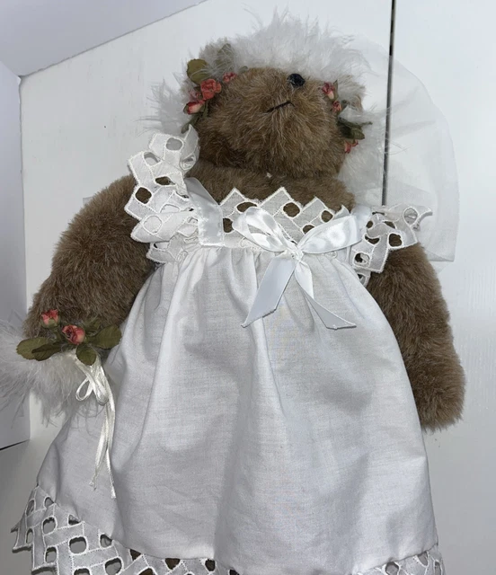 VINTAGE HEN IN the Holly Teddy Bear Bride Plush 15” Stuffed Animal