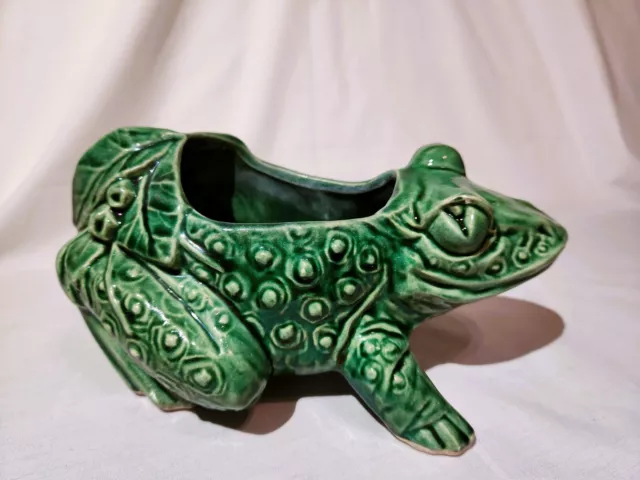 Vintage McCOY USA Pottery Green FROG PLANTER