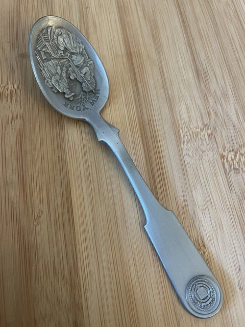 1976 Franklin Mint Native Trading NEW YORK Colony Pewter Souvenir Spoon 6.5"