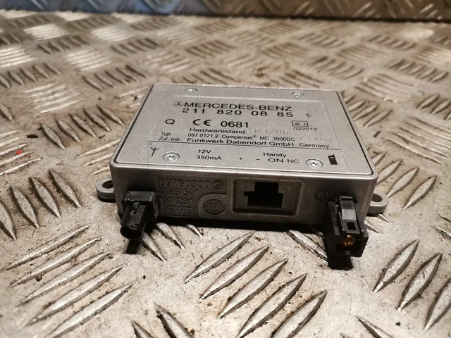 Module D'antenne Amplificateur Arrière Mercedes X117/W176 - Référence A2469064201/A2469054201 - Occasion