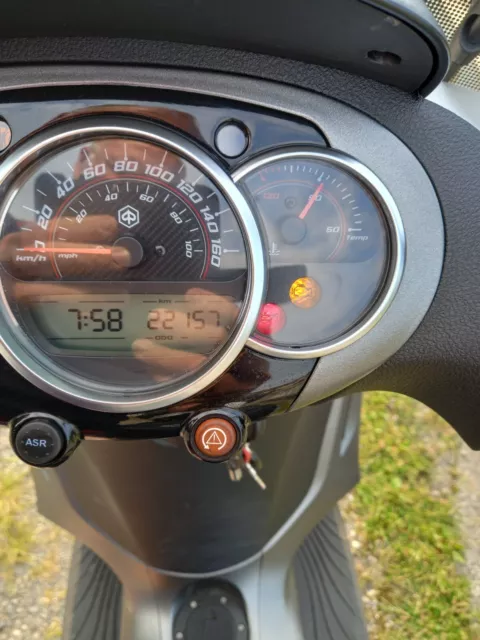 beverly 300 ie '18 beverly 300 ie '18