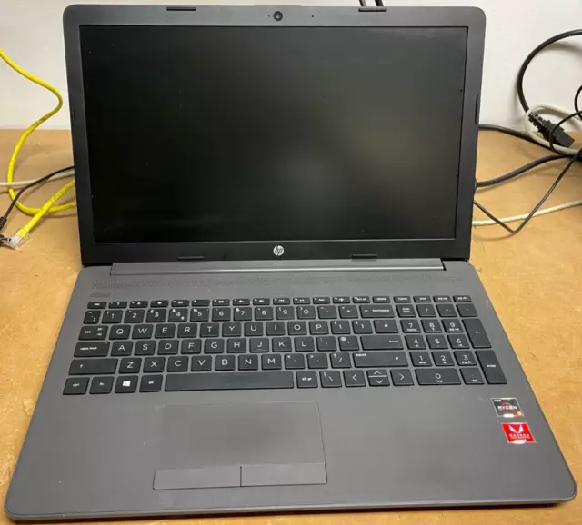 TESTED HP 255 G7 Notebook: AMD 2500U 2.0GHz / 8GB / 256GB SSD / Windows 10