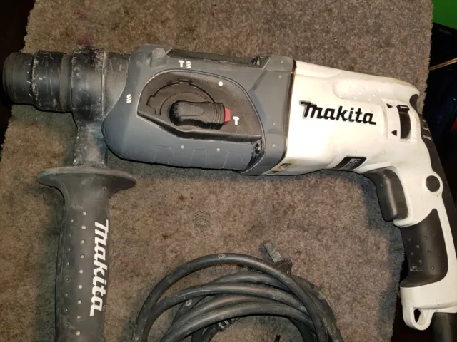 Makita HR2470 780w 1100rpm White Corded Rotary SDS+ Hammer Drill