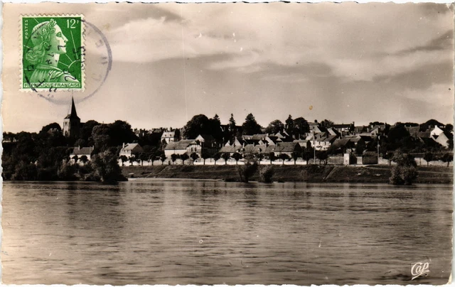 CPA POUILLY-sur-LOIRE Vue générale Nievre (100268)