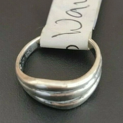 .925 Sterling Silver Thin Wave Ring Band Size 8 (137)