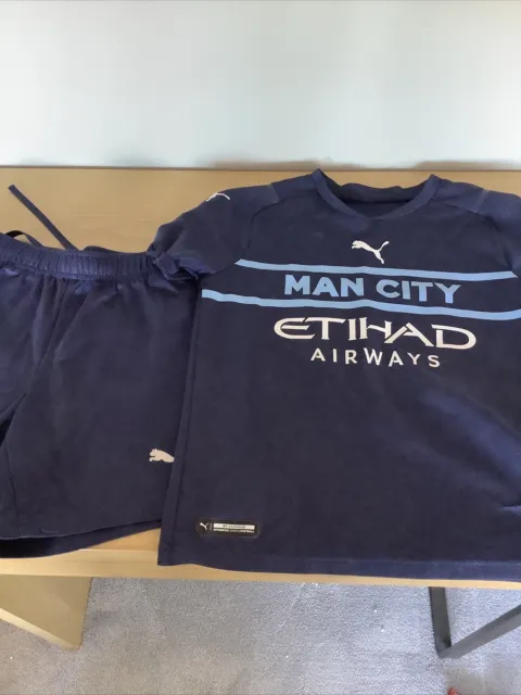 MCFC Manchester City Kit Age 8-10