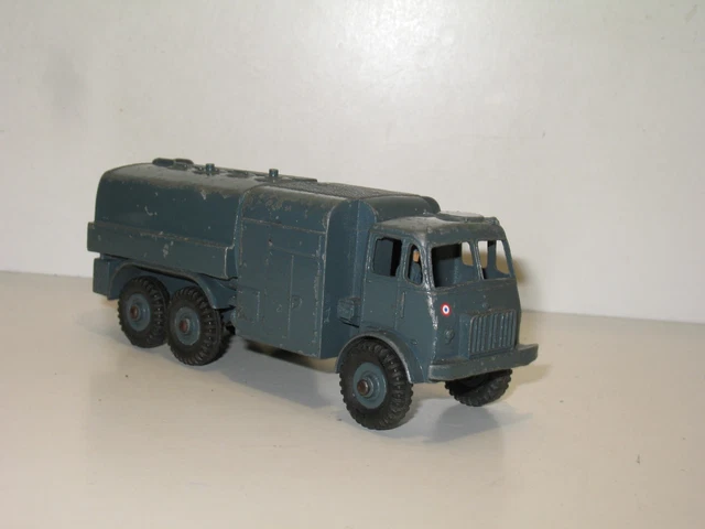 DINKY TOYS militaire, Camion GMC citerne de l'armée francaise complet f