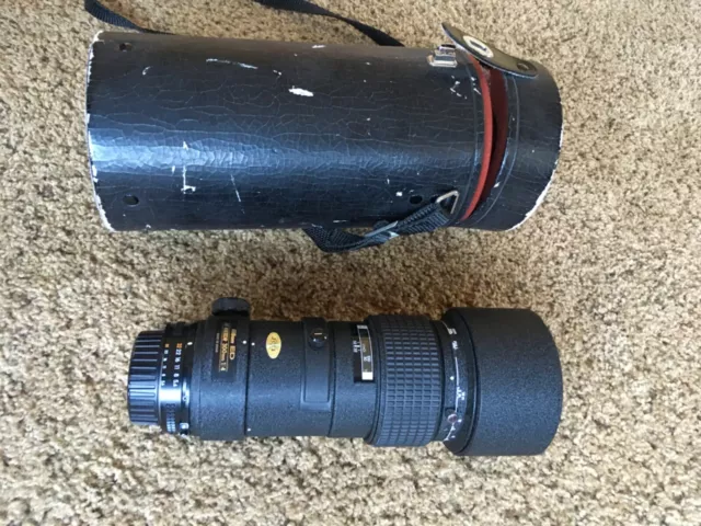 NIKON AF NIKKOR 300mm F/4 1:4 ED with Case