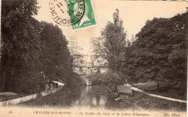 Châlons sur Marne - Le jardin du Jard et la Caisse d'Epargne