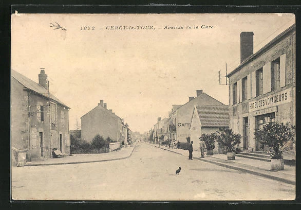 CPA Cercy-la-Tour, Avenue de la Gare