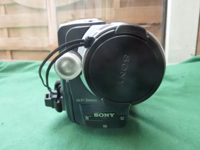 Videocamera Sony Handycam Dcr-Trv140E #2