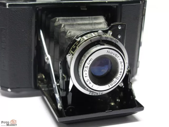 Zeiss Ikon Nettar 6x6 Mittelformat-Kamera Objektiv Novar-Anastigmat 4,5/7,5 cm