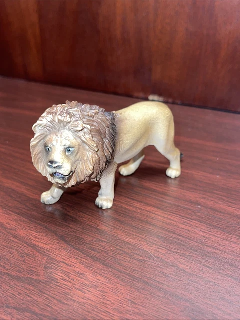 2005 Schleich Male Lion Adult Animal Figure Retired