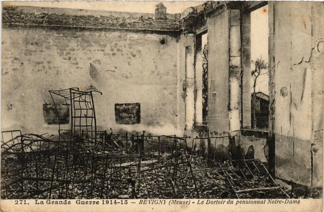 CPA AK Militaire REVIGNY - Le Dormoir du boarding school (361629)