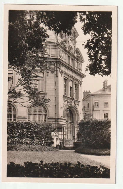 ALENCON - Orne - CPA 61 - Fronton de la Poste et Square - cp photo