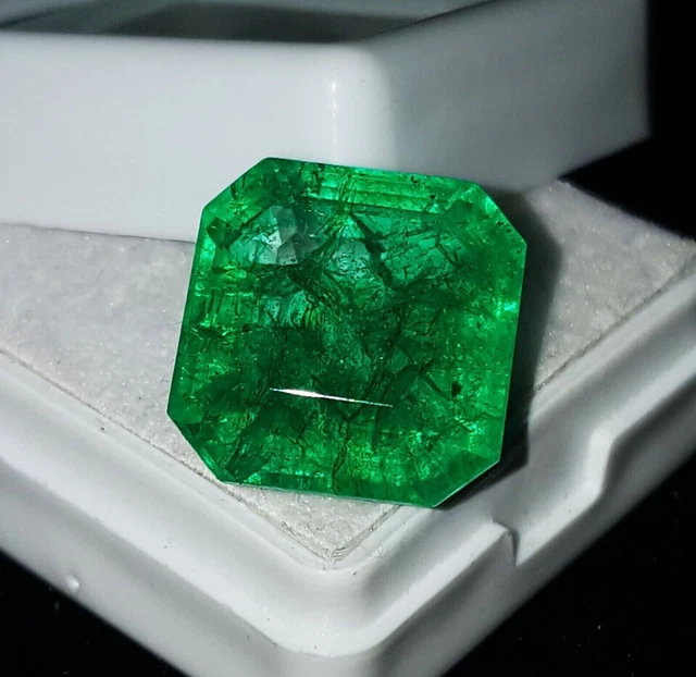 Émeraude Naturelle De Colombie 10,30 Carats - Certifiée GGL - Huilage