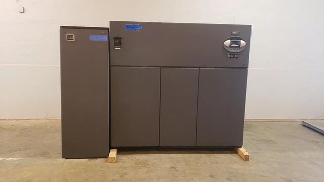 20 Ton Liebert DS070W CRAC Downflow Glycol/Water 460V