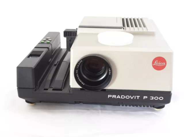 Dia-Projektor Leica Pradovit P300 mit Leica Colorplan-P2 1:2.5/90 Germany
