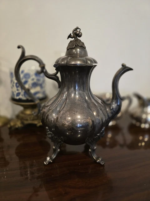 REED & BARTON vintage silver teapot 1795 Winthrop pumpkin shape 