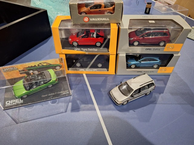 Minichamps - 1/43 scale - Opel Blitz Getränkepritsche
