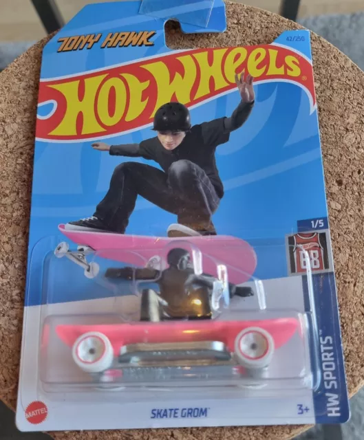 2013 Hot Wheels Skate Punk Skateboard HW RACING Tony Hawk 119/250