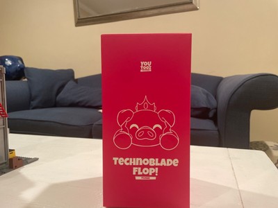 technoblade flop youtooz