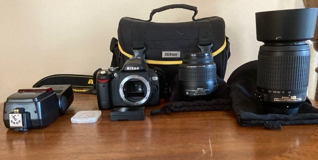 Nikon D60 10.2 MP Digital SLR Camera 18-55mm / 55-200mm Lens / Speedlight SB-600