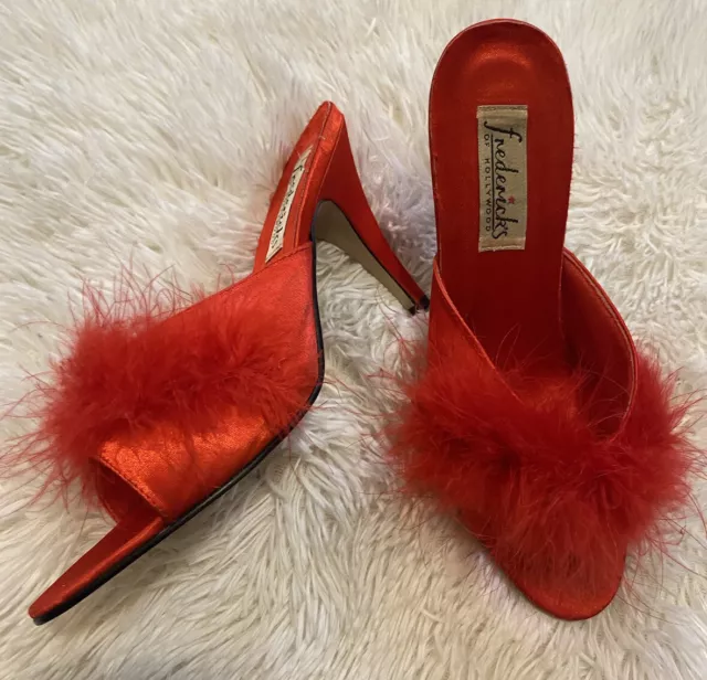 Fredericks of Hollywood Red Maribou Feather Mules Slippers Shoes Heels Size 8