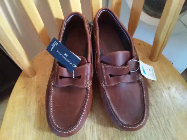 Marks And Spencer Blue Harbour Classic Brown Leather Boat Shoes - Size 8.5  UK.