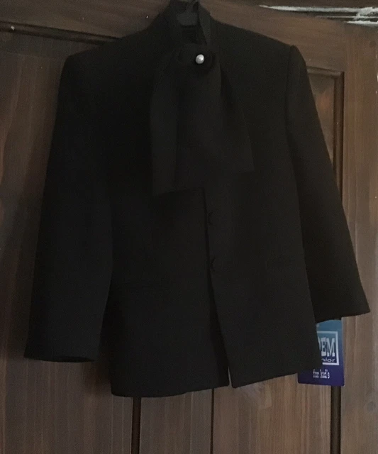 Boys Suits 4 Piece Waistcoat Suit Wedding Page Boy Formal Party BNWT  Cravat