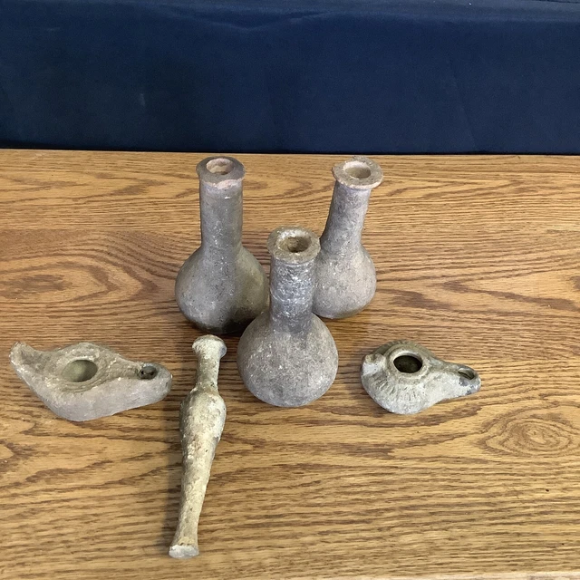 AUTHENTIC ANCIENT ROMAN Terracotta Clay Pottery Holy Land Oil Lamp