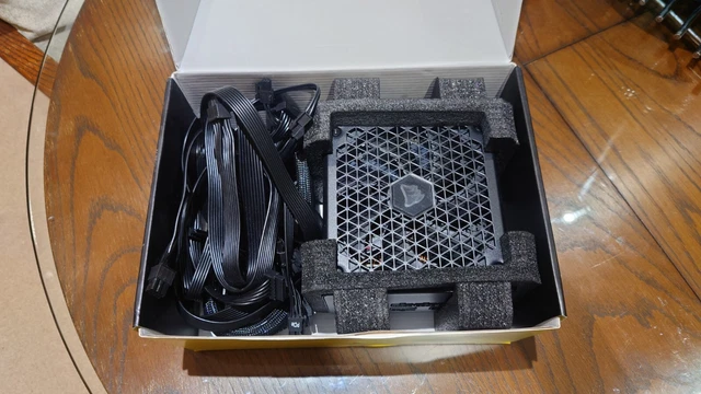 Corsair RM850 850W Modular 80 Plus Gold Power Supply - Black