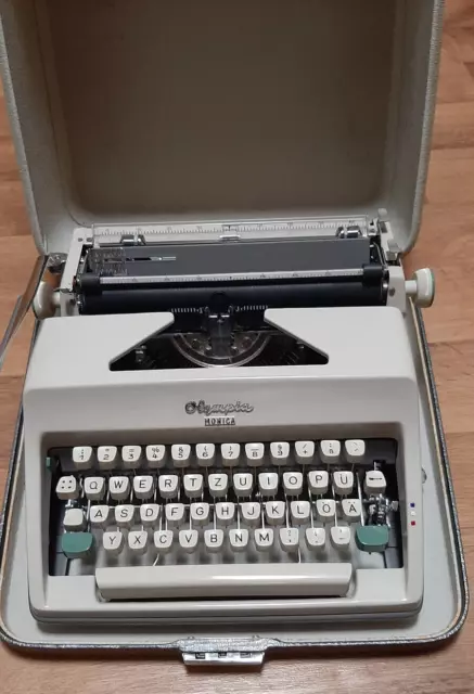 Mechanische Schreibmaschine Olympia Monica Metallgehäuse