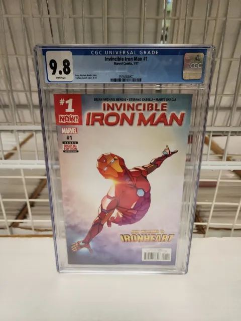 2017 Marvel Comics Invincible Iron Man 1 CGC 9.8 WP 1st Riri Williams Ironheart