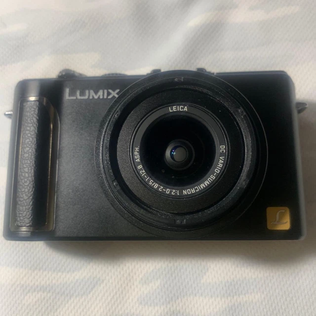 Appareil Photo Numérique Panasonic Lumix DMC-LX3 - Noir - Zoom Optique 2,5x - Occasion (état 80-85% Neuf)