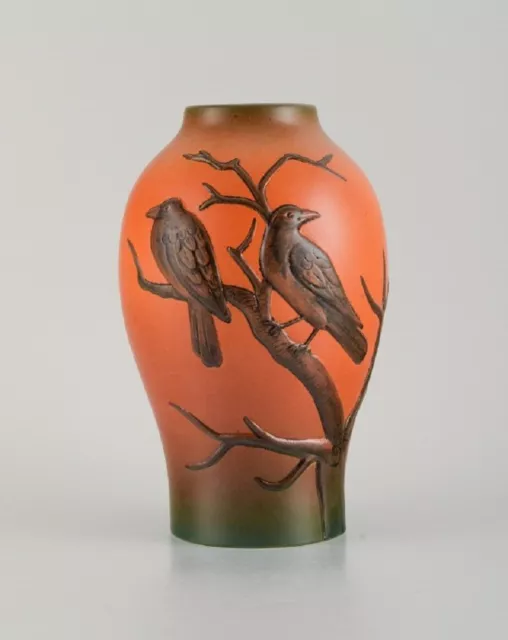 Ipsens Denmark. Vase with two birds in hand-painted glazed ceramic. 2